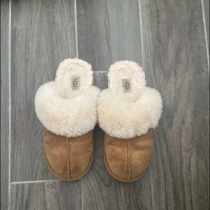 Child Brown Ugg Slippers